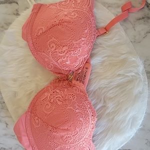 PINK BRA